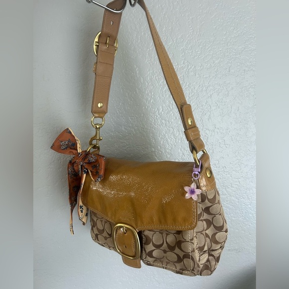 Coach Bleecker Legacy Buckle Leather Flap Shoulder Bag Y2K Vintage - Picture 3 of 16